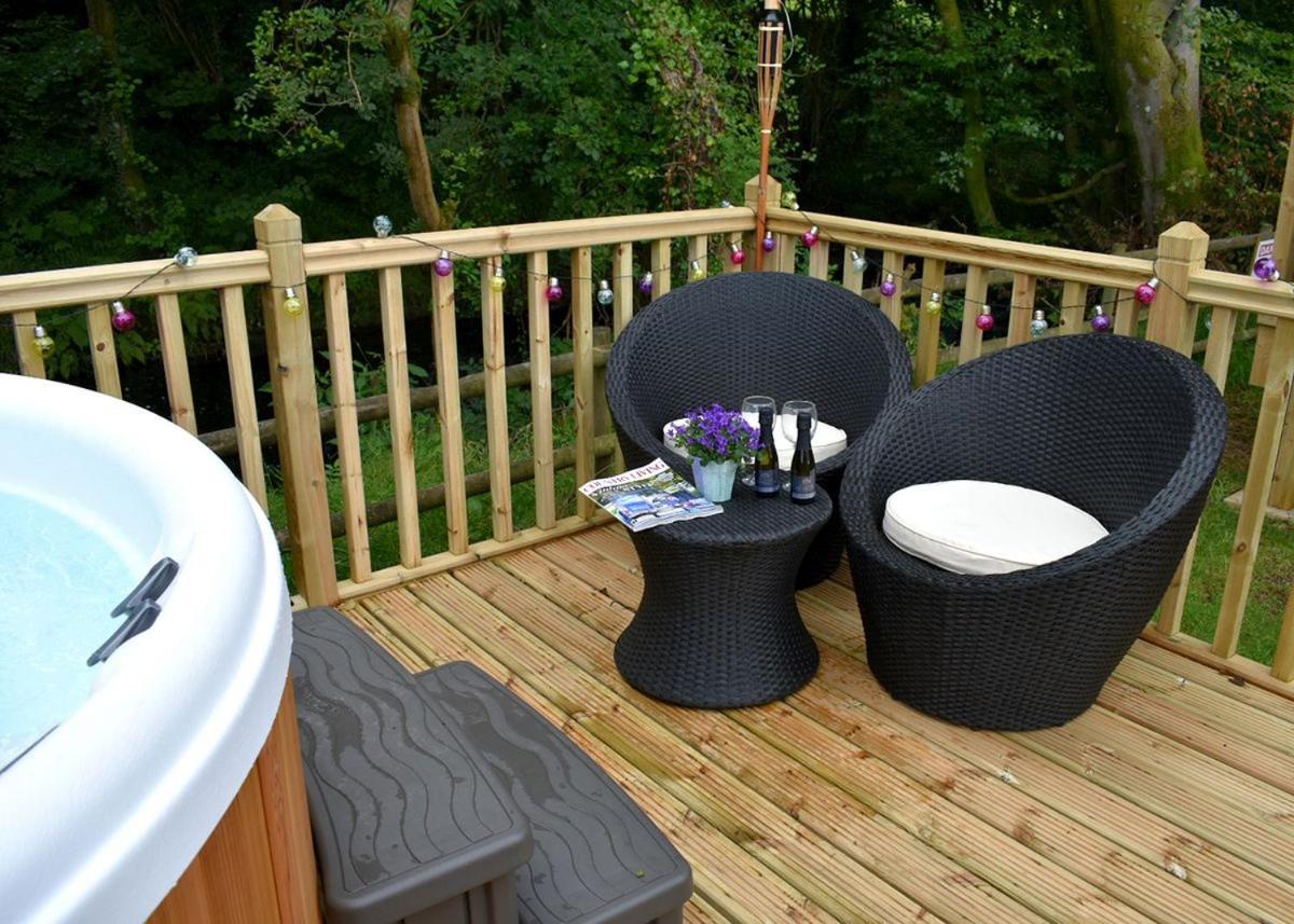 Riverview Lodges And Glamping Welshpool Eksteriør bilde