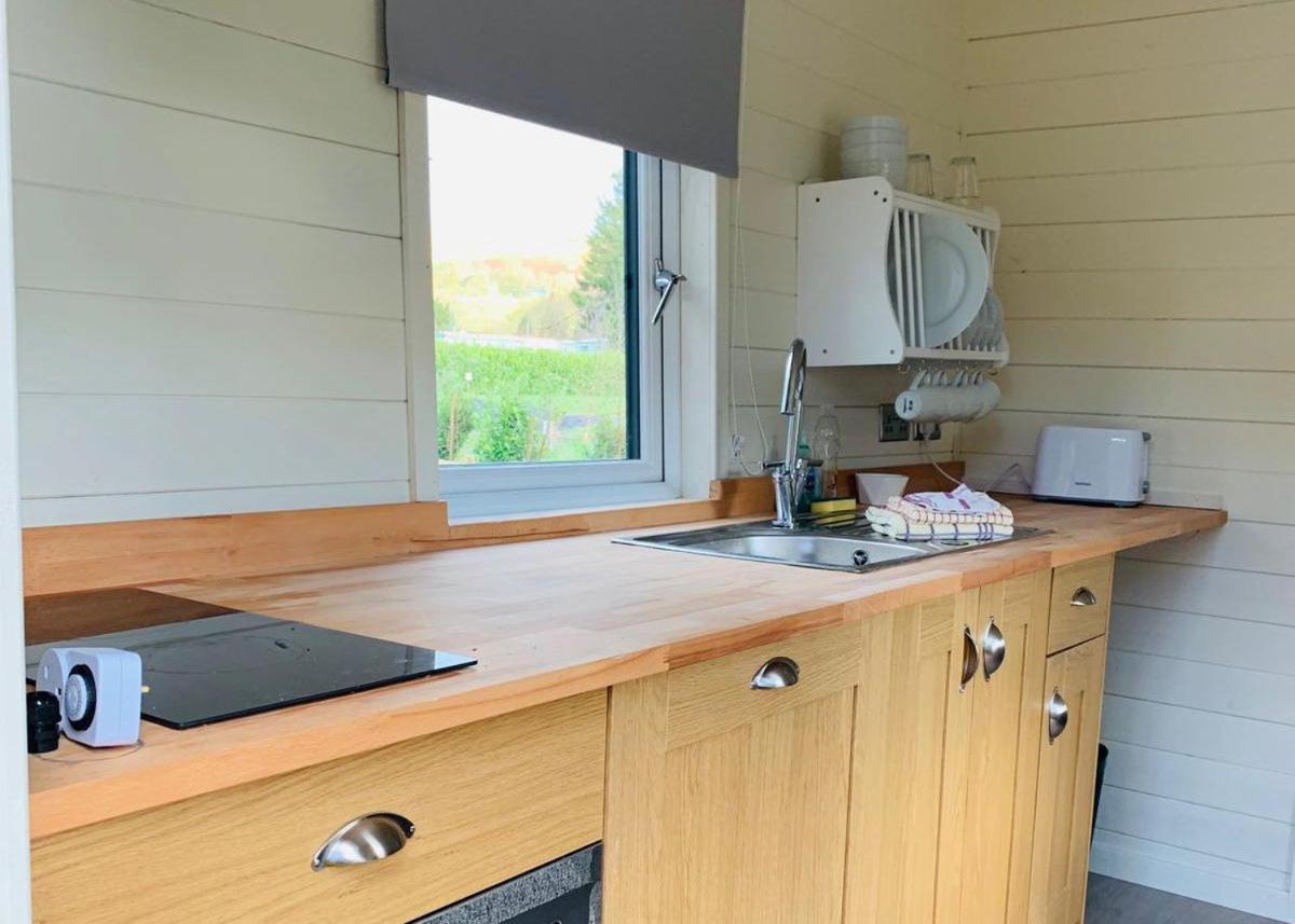 Riverview Lodges And Glamping Welshpool Eksteriør bilde